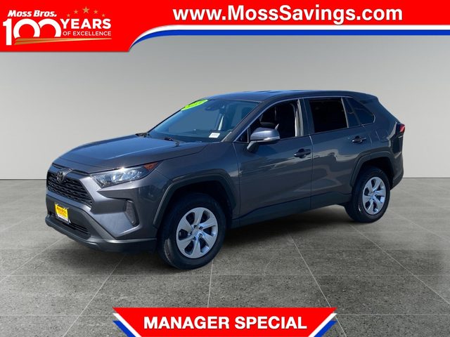 2022 Toyota RAV4 LE FWD photo