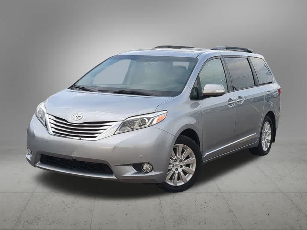 2015 Toyota Sienna Ltd Premium AWD photo