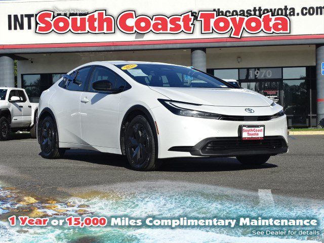2023 Toyota Prius LE FWD photo