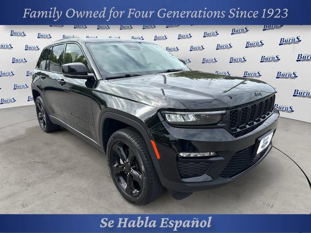 2023 Jeep Grand Cherokee Limited 4WD photo
