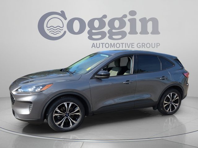 2022 Ford Escape SE FWD photo