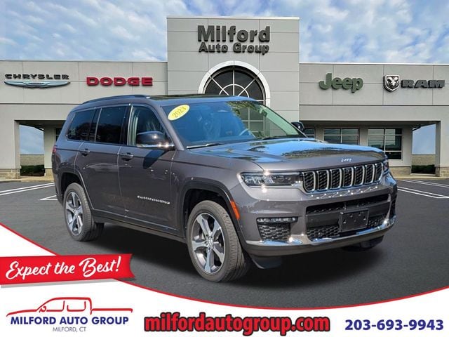 2023 Jeep Grand Cherokee L Limited 4WD photo