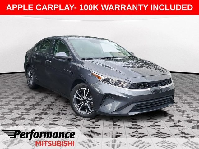 2022 Kia Forte LXS FWD photo
