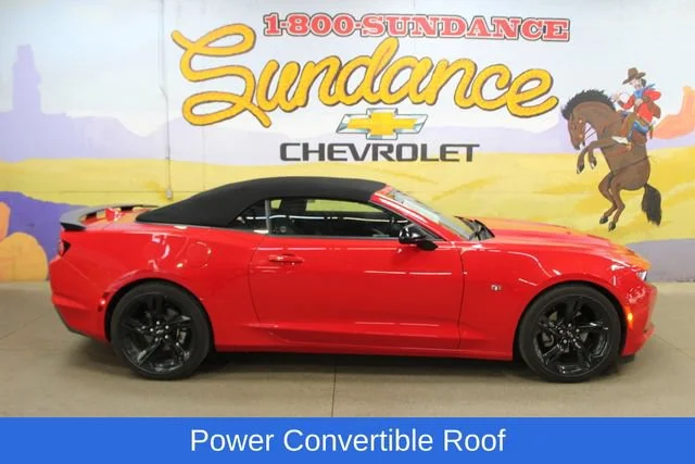 2020 Chevrolet Camaro 1LT RWD photo