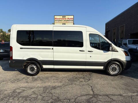 2016 Ford Transit Passenger Wagon XLT RWD photo