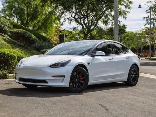 2022 Tesla Model 3 Performance AWD photo