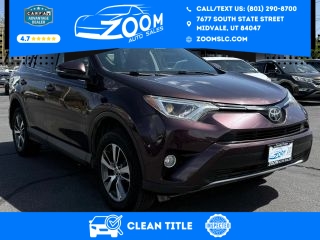 2017 Toyota RAV4 XLE FWD photo
