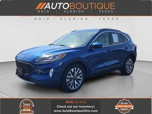 2022 Ford Escape Titanium Hybrid AWD photo