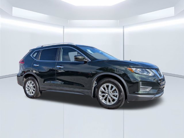 2019 Nissan Rogue SV FWD photo