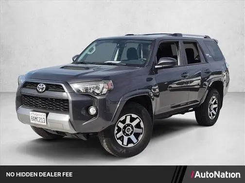 2018 Toyota 4Runner SR5 4WD photo