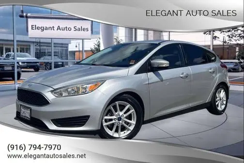 2016 Ford Focus SE FWD photo