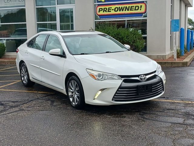 2016 Toyota Camry XLE FWD photo