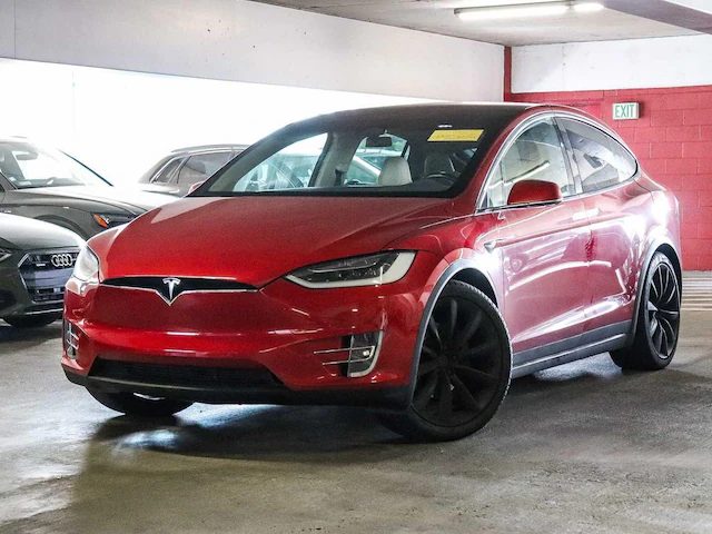 2018 Tesla Model X 75D AWD photo