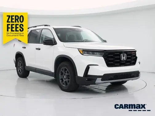2023 Honda Pilot TrailSport AWD photo