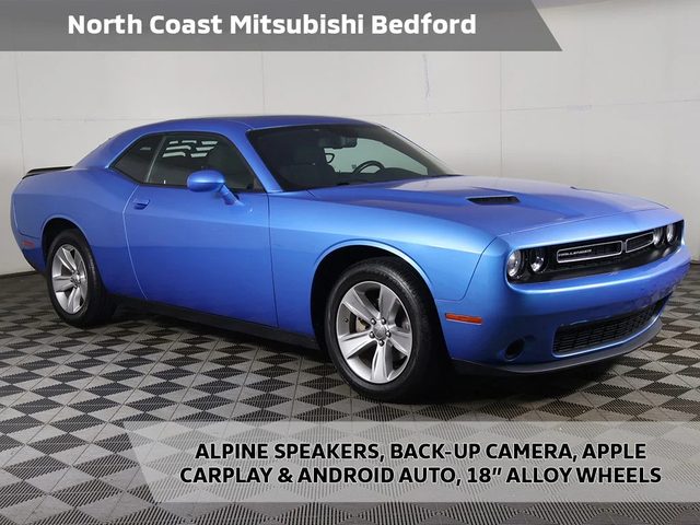 2023 Dodge Challenger SXT RWD photo