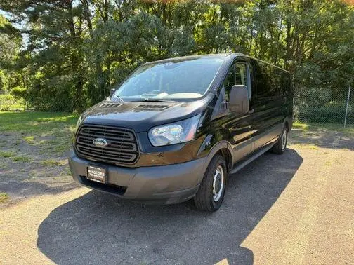 2018 Ford Transit Passenger Wagon XL RWD photo
