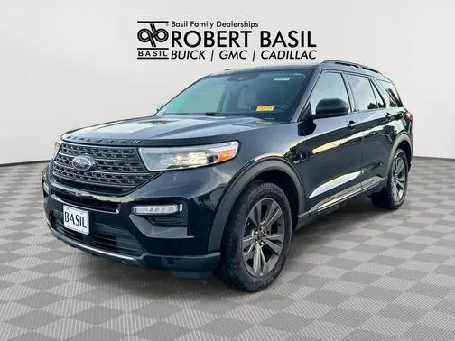 2021 Ford Explorer XLT 4WD photo