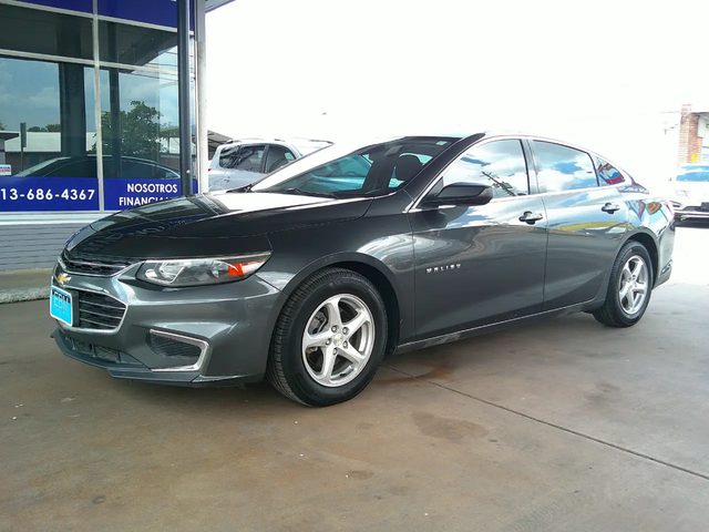 2018 Chevrolet Malibu LS FWD photo