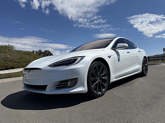 2018 Tesla Model S AWD photo