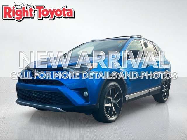 2016 Toyota RAV4 SE FWD photo