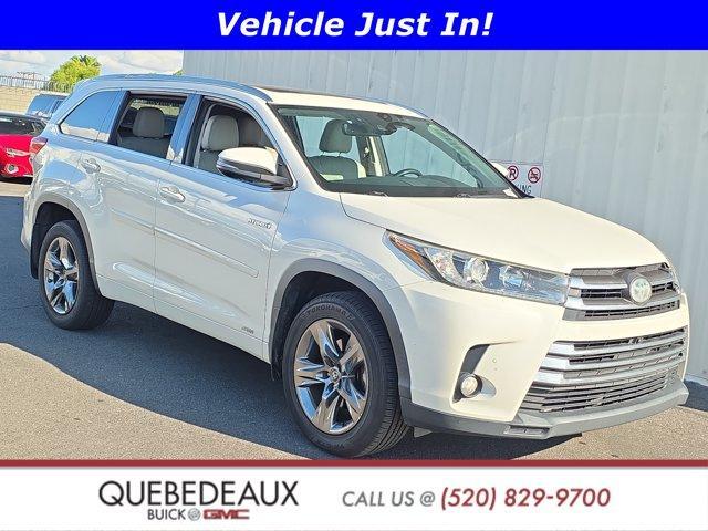 2017 Toyota Highlander Hybrid Limited AWD photo