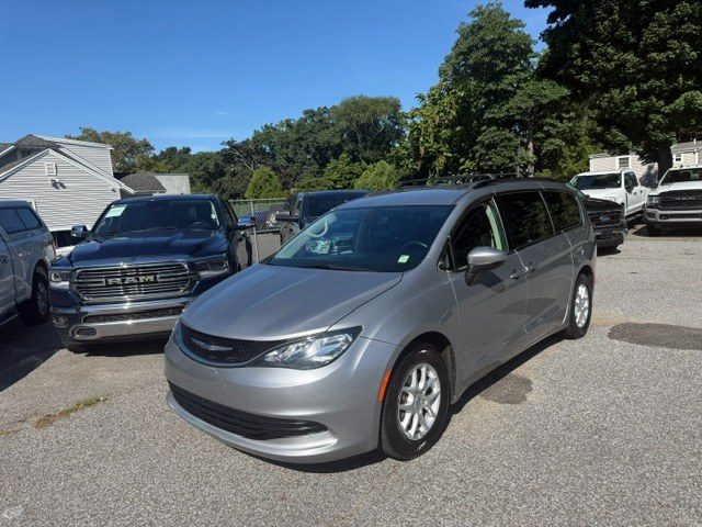 2020 Chrysler Voyager LXi FWD photo