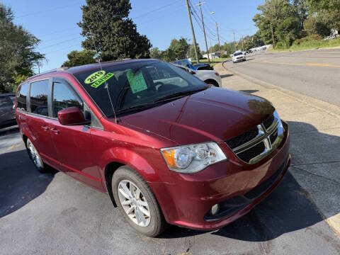 2019 Dodge Grand Caravan SXT FWD photo
