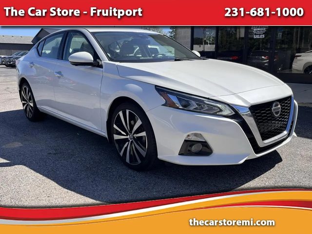 2021 Nissan Altima 2.5 Platinum AWD photo