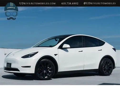 2023 Tesla Model Y AWD photo