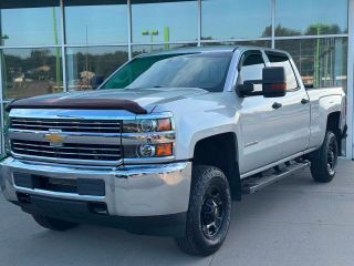 2015 Chevrolet Silverado 2500HD Work Truck 4WD photo