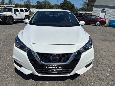 2022 Nissan Versa SV FWD photo