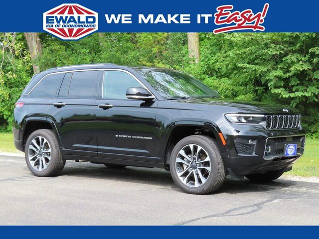 2022 Jeep Grand Cherokee Overland 4WD photo