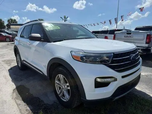 2021 Ford Explorer XLT 4WD photo