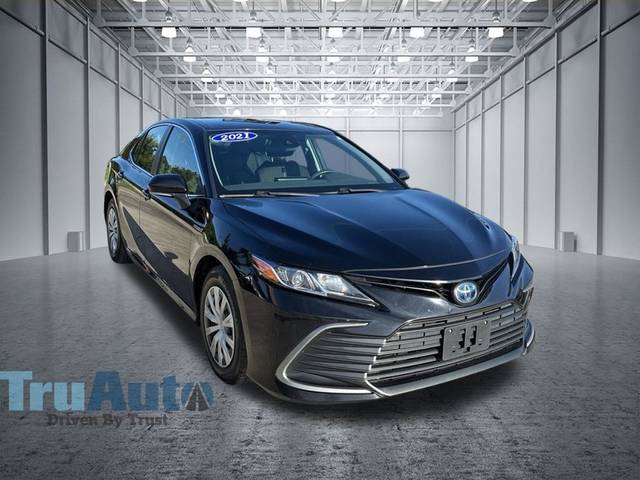 2021 Toyota Camry Hybrid LE FWD photo