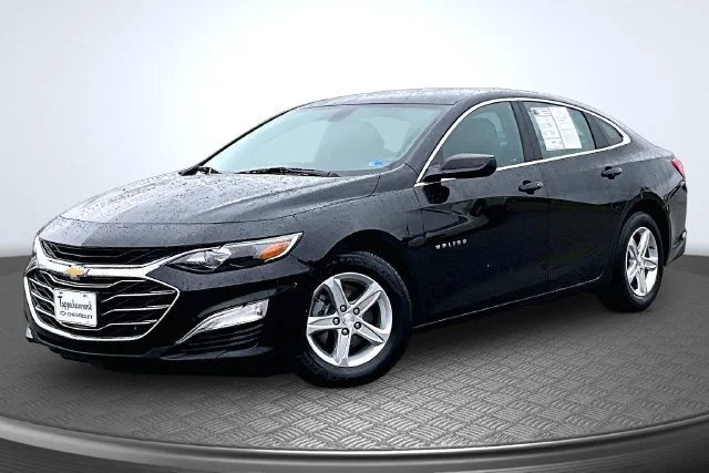 2022 Chevrolet Malibu LS FWD photo