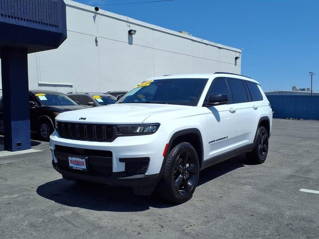 2023 Jeep Grand Cherokee L Altitude 4WD photo