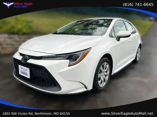 2022 Toyota Corolla LE FWD photo