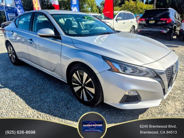 2021 Nissan Altima 2.5 SV FWD photo