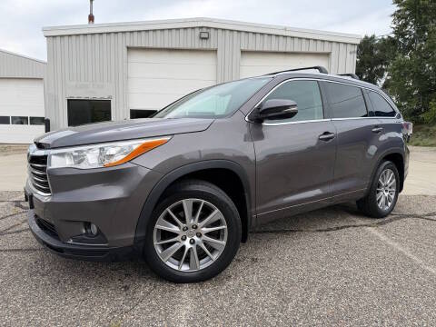 2015 Toyota Highlander XLE AWD photo