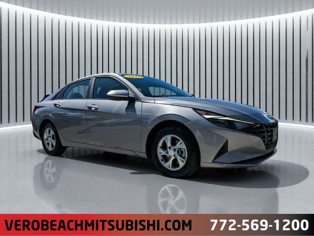 2023 Hyundai Elantra SE FWD photo
