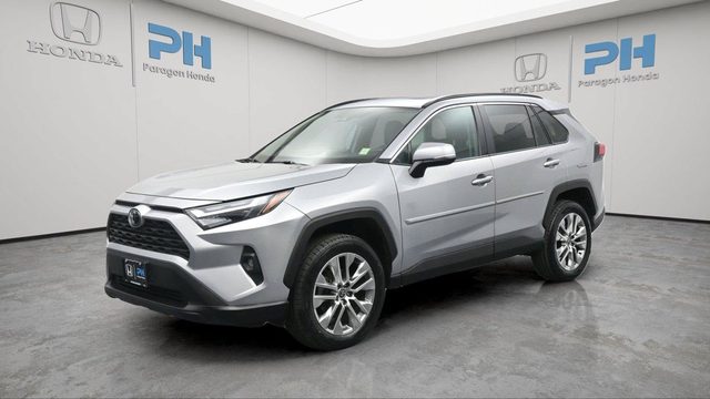 2022 Toyota RAV4 XLE Premium AWD photo