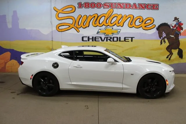 2017 Chevrolet Camaro 2SS RWD photo