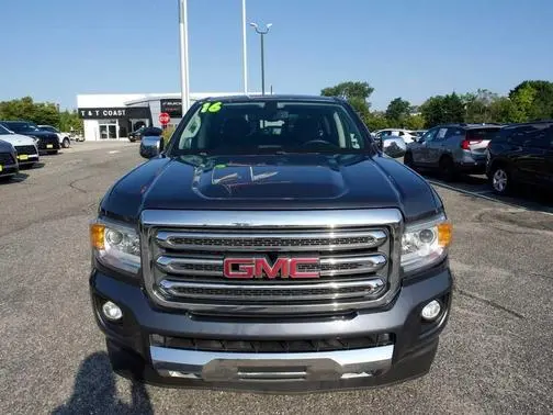 2016 GMC Canyon 4WD SLT 4WD photo