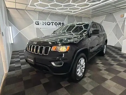 2021 Jeep Grand Cherokee Laredo E 4WD photo
