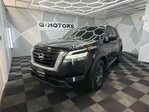 2023 Nissan Pathfinder S 4WD photo