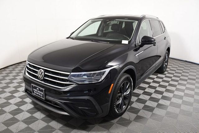 2023 Volkswagen Tiguan SE AWD photo