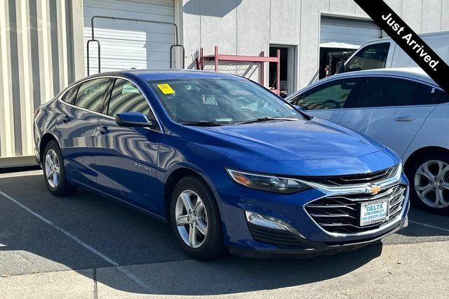 2023 Chevrolet Malibu LT FWD photo