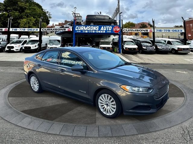 2015 Ford Fusion S Hybrid FWD photo