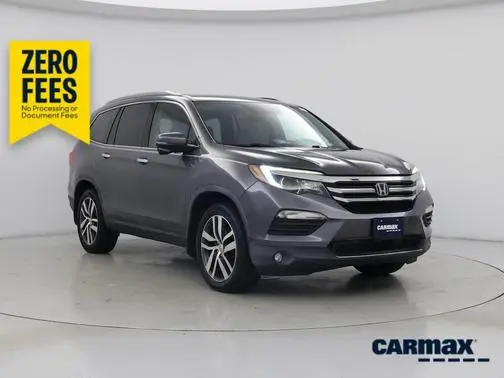 2016 Honda Pilot Touring AWD photo
