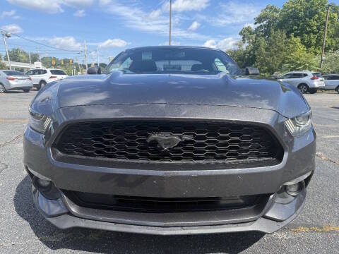 2015 Ford Mustang V6 RWD photo